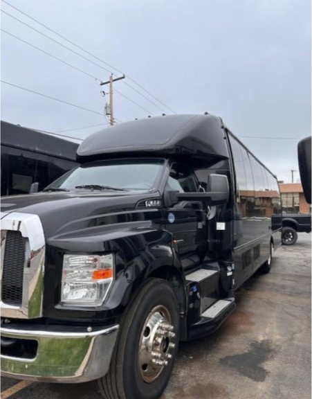 2016 Ford F-650 Shuttle Bus
