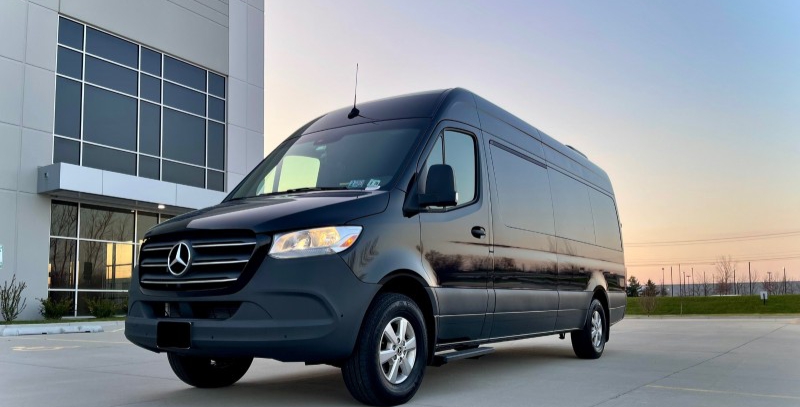 2023 Mercedes Benz Sprinter