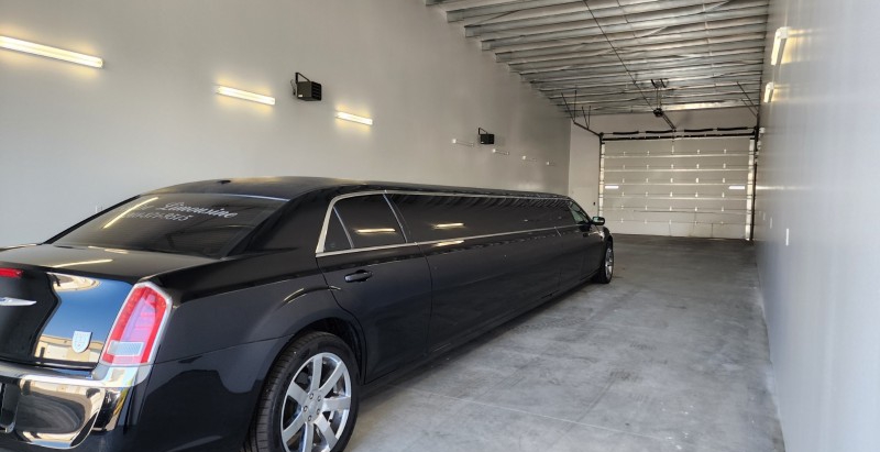 2014 Chrysler 300 Limousine