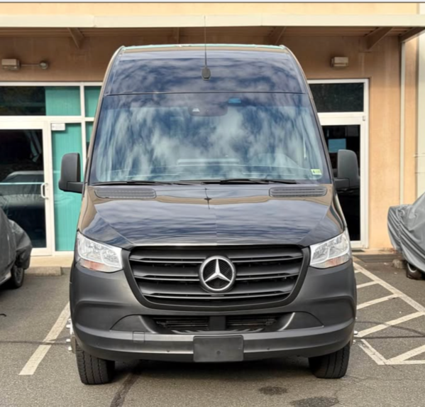 2022 Mercedes Benz Sprinter