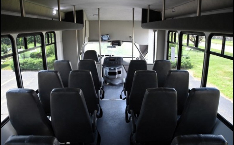 2019 Ford E-450 Shuttle Bus