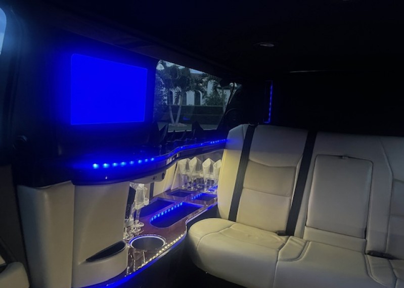 2018 Cadillac XTS Limousine
