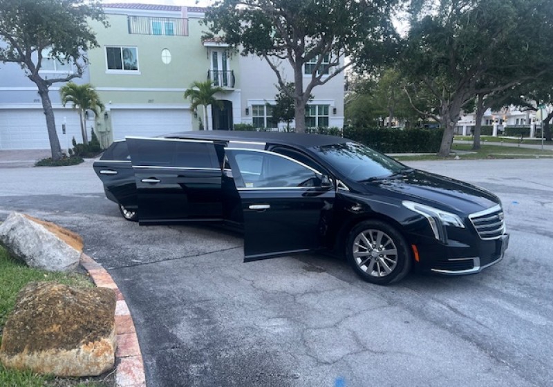 2018 Cadillac XTS Limousine