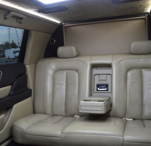 2018 Lincoln Continental Limousine