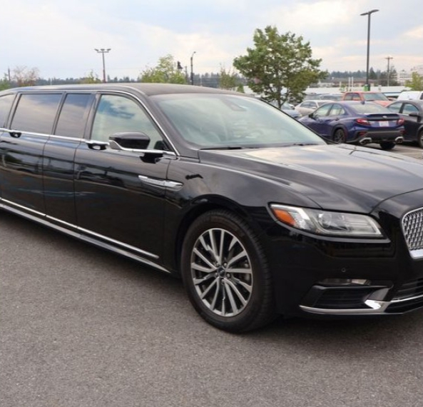 2018 Lincoln Continental Limousine