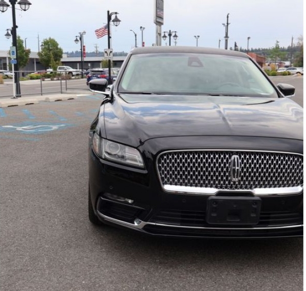 2018 Lincoln Continental Limousine