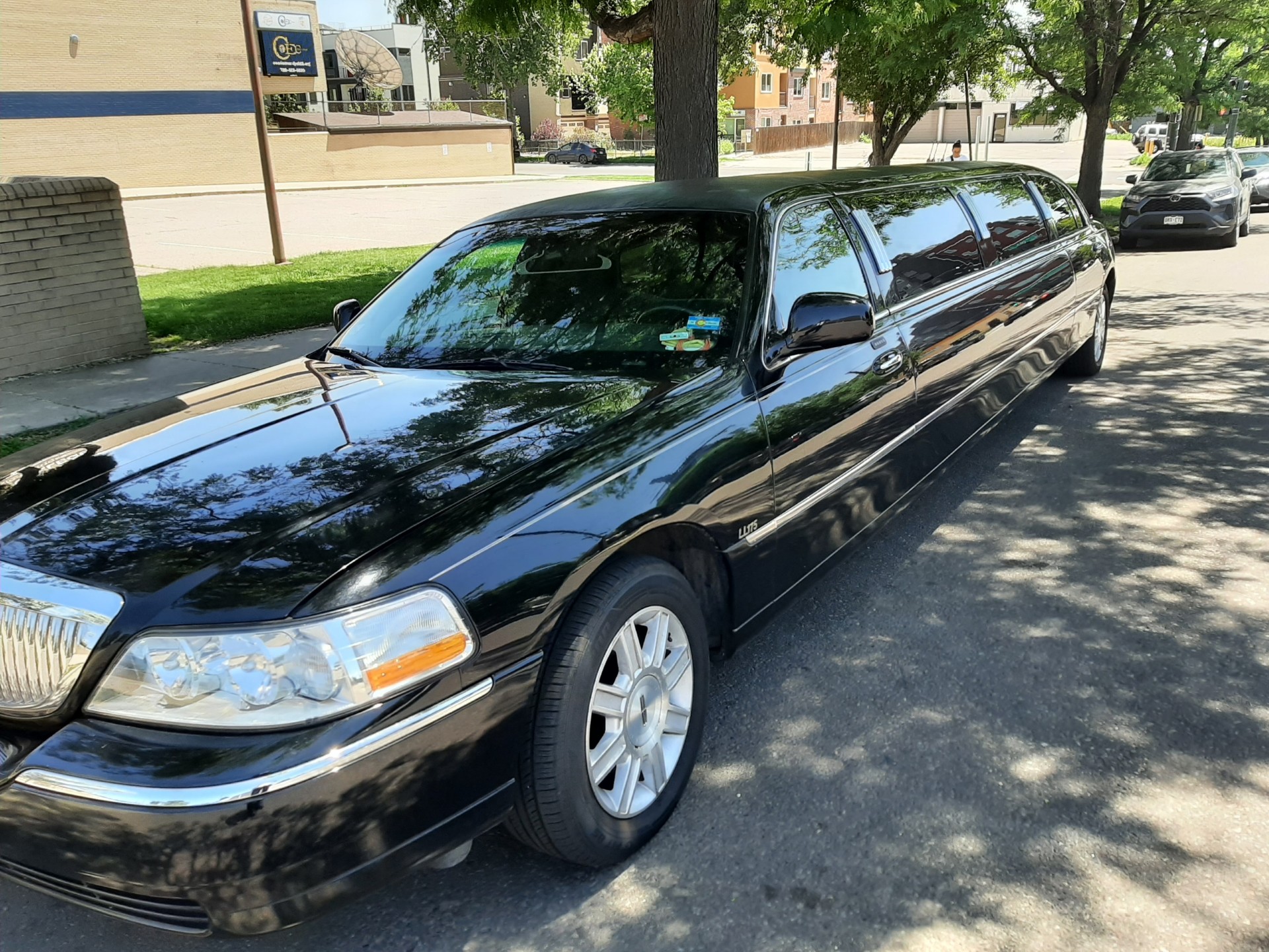 Lincoln Town Car 2011