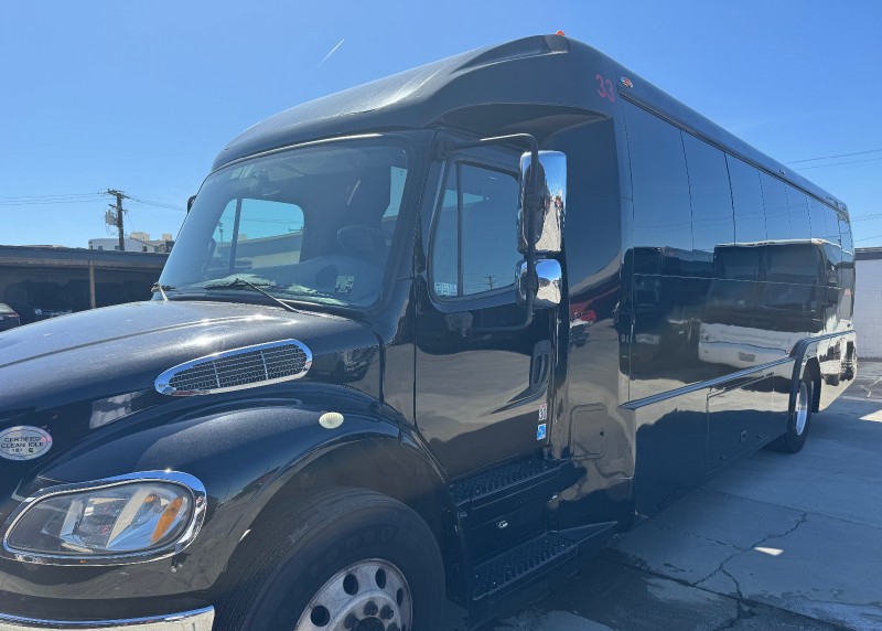 2018 Freightliner M2 Shuttle Bus