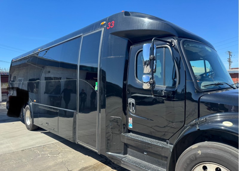 2018 Freightliner M2 Shuttle Bus
