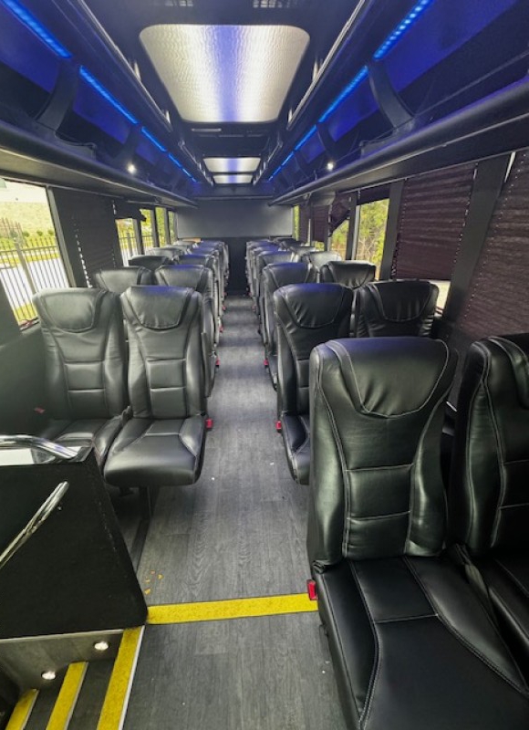 2018 Ford F-550 Shuttle Bus