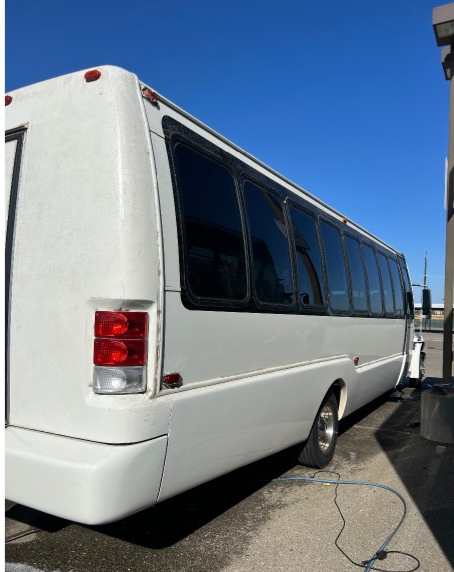 2008 International 3200 Shuttle Bus