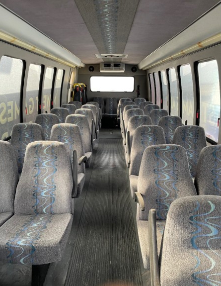 2008 International 3200 Shuttle Bus