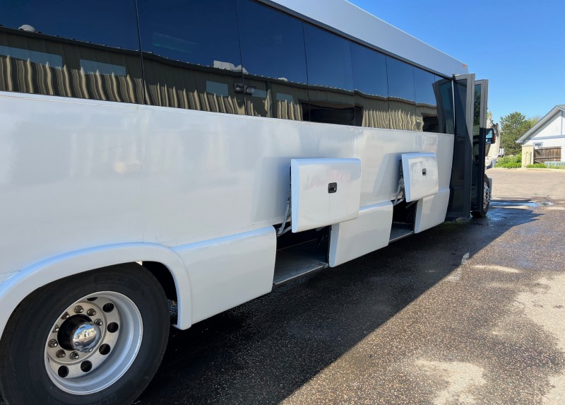 2013 Ford F-750 Party Bus