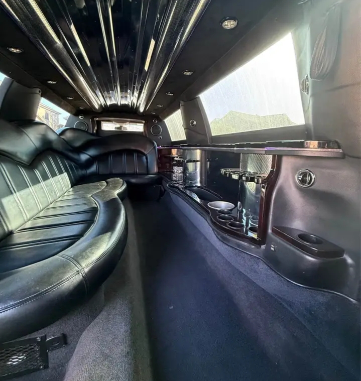 2016 Lincoln MKT Limousine