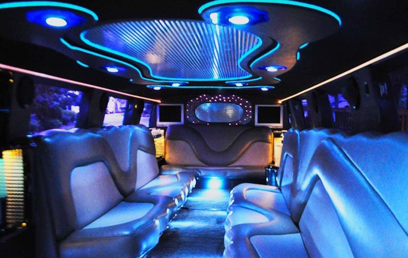 2003 Hummer H2 Limousine