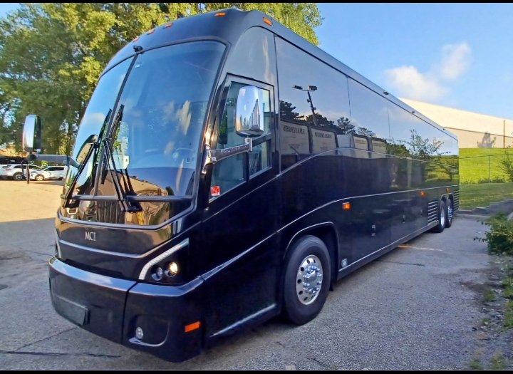 2018 MCI J4500 Motorcoach