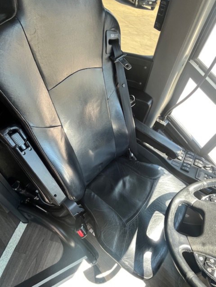 2018 MCI J4500 Motorcoach