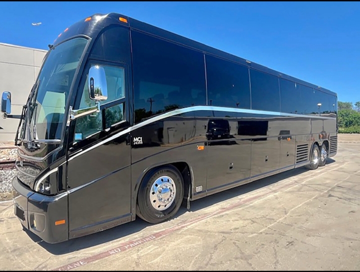 2018 MCI J4500 Motorcoach