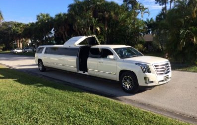 2015 Cadillac Escalade ESV Limousine