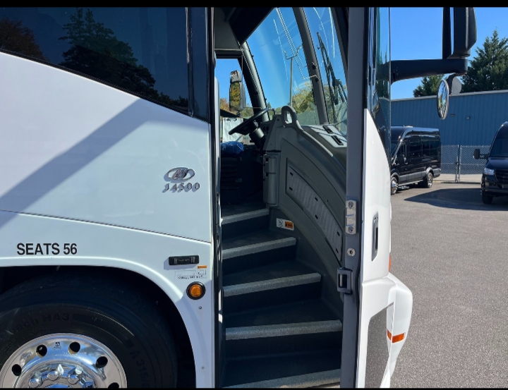 2011 MCI J4500 Motorcoach