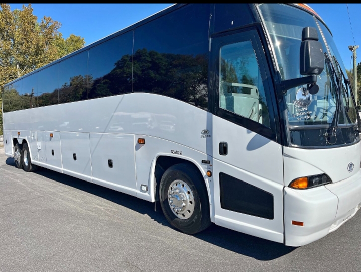 2011 MCI J4500 Motorcoach