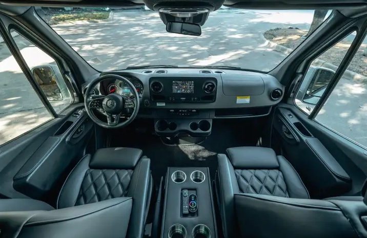 2023 Mercedes Benz Sprinter