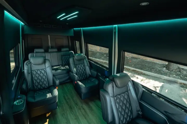 2023 Mercedes Benz Sprinter