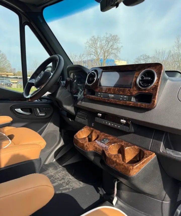 2025 Mercedes Benz Sprinter