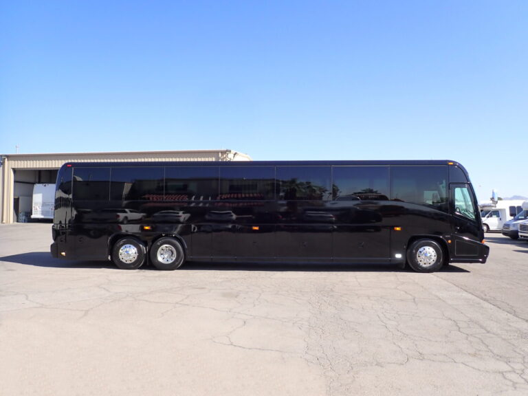 2009 MCI J4500 Motorcoach
