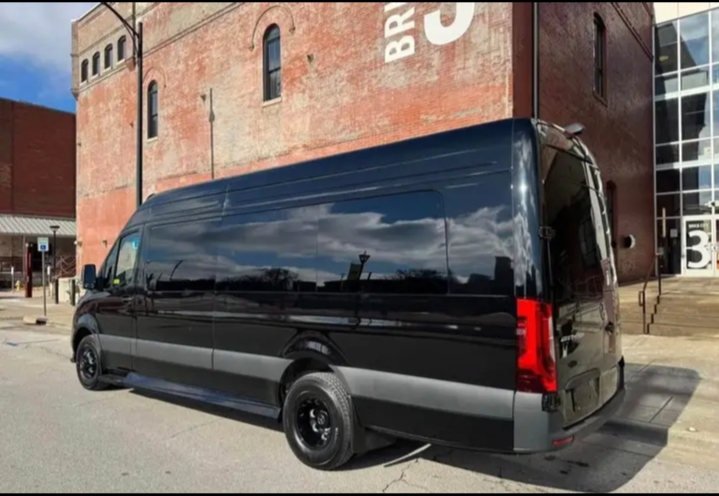 2025 Mercedes Benz Sprinter