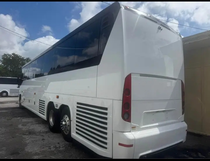 2014 MCI J4500 Motorcoach