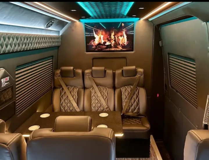 2025 Mercedes Benz Sprinter