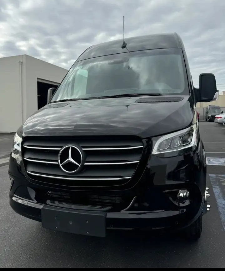 2025 Mercedes Benz Sprinter