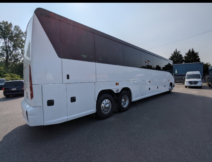 2017 MCI J4500 Motorcoach