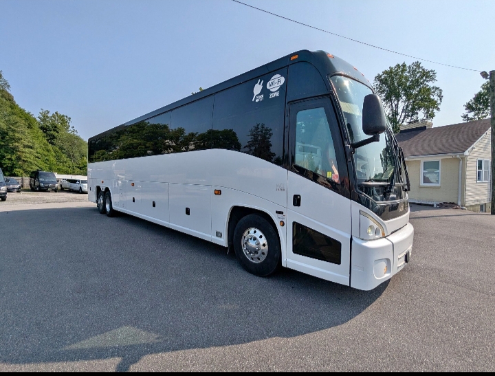 2017 MCI J4500 Motorcoach