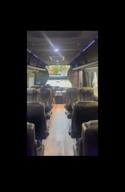 2017 Ford E-450 Shuttle Bus