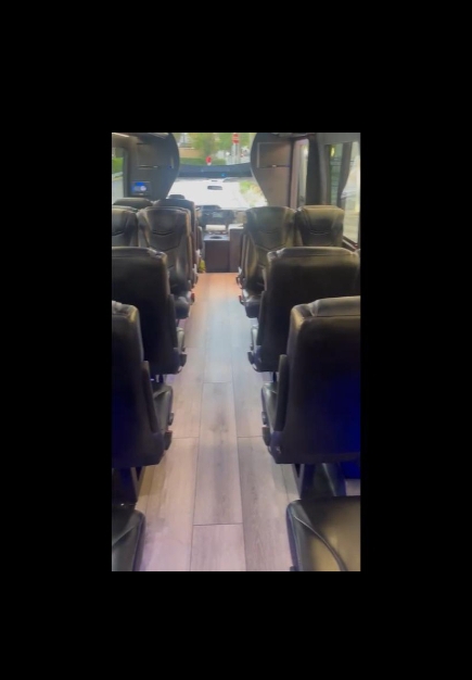 2017 Ford E-450 Shuttle Bus