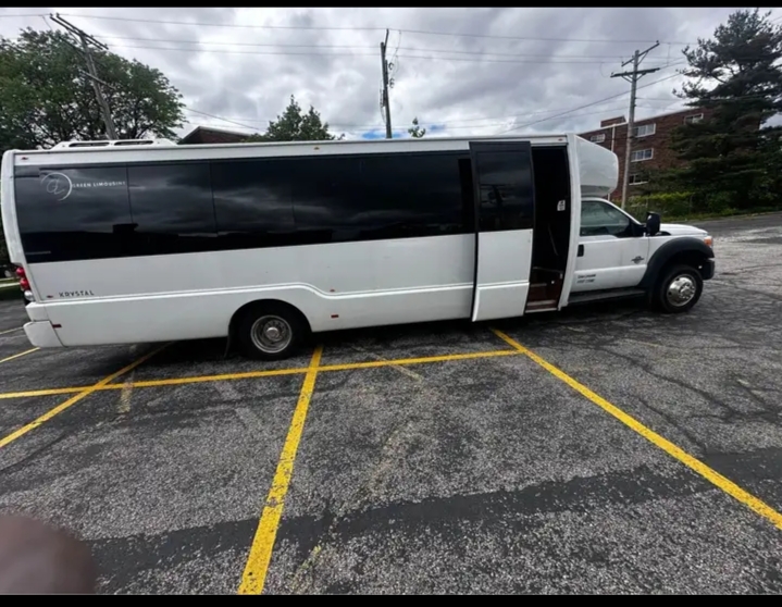 2015 Ford F-550 Party Bus