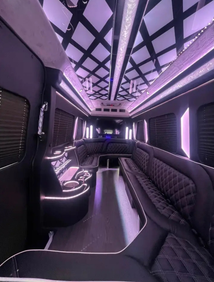 2024 Mercedes Benz Sprinter