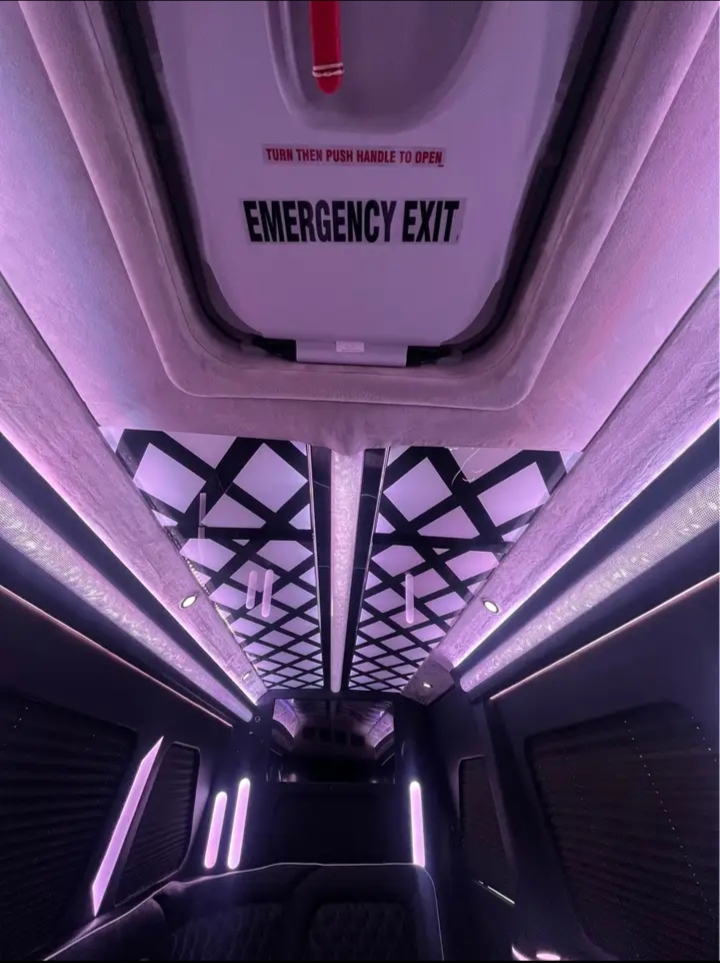 2024 Mercedes Benz Sprinter