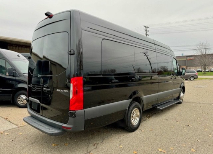 2024 Mercedes Benz Sprinter