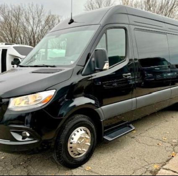 2024 Mercedes Benz Sprinter