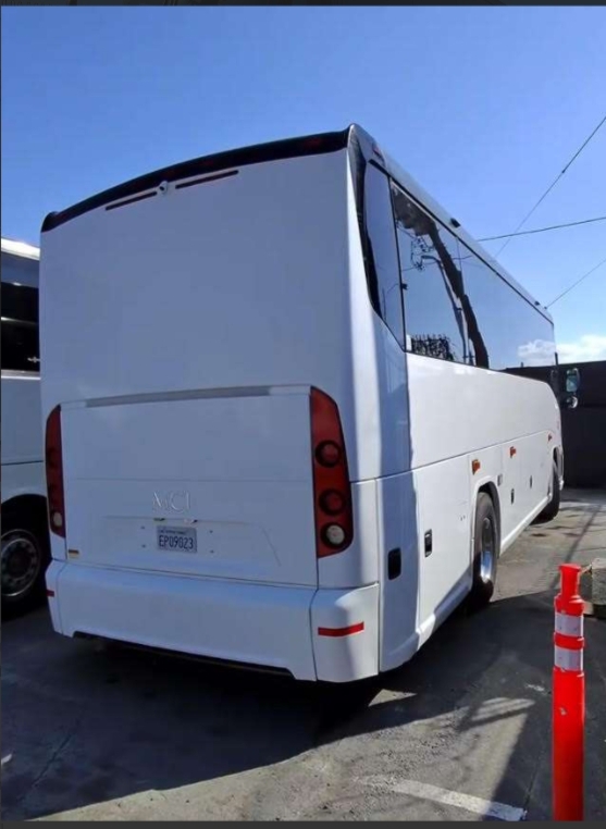 2019 MCI J3500 Motorcoach