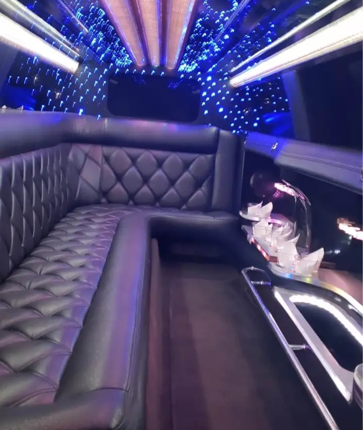 2013 Chrysler 300 Limousine