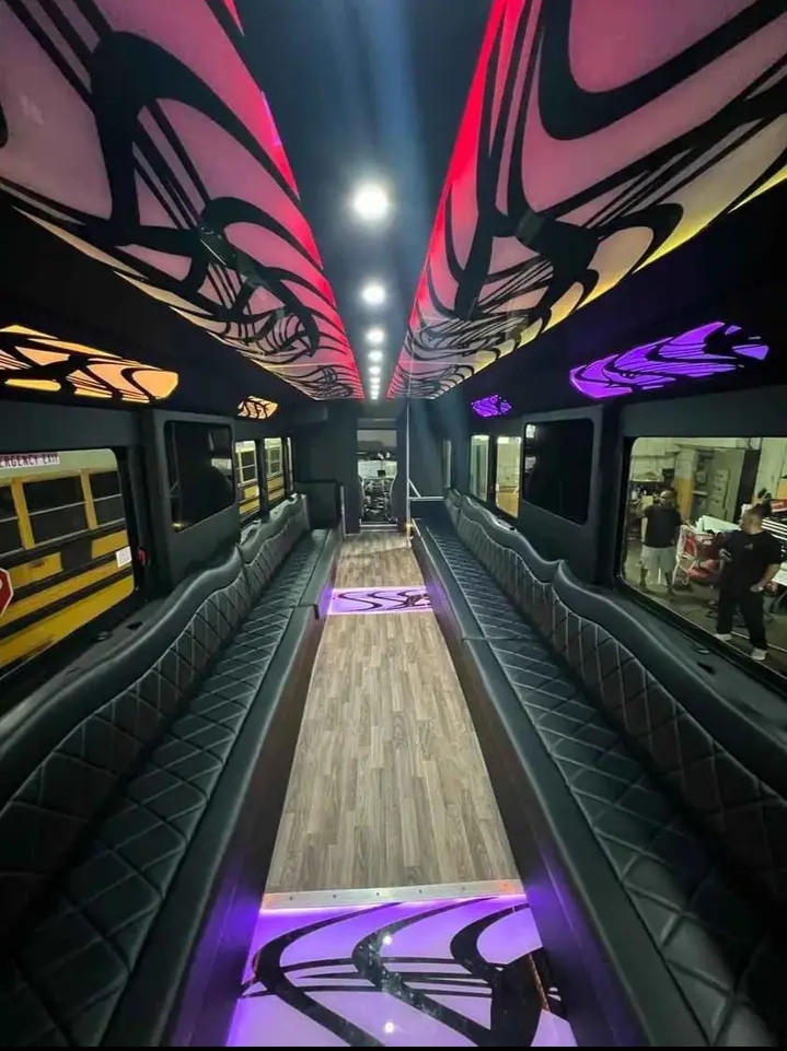 2017 Ford F-550 Party Bus