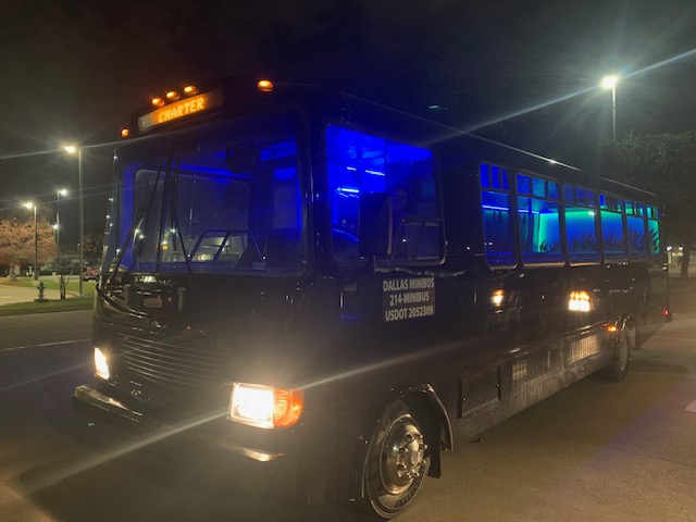 Freightliner Coach 2003