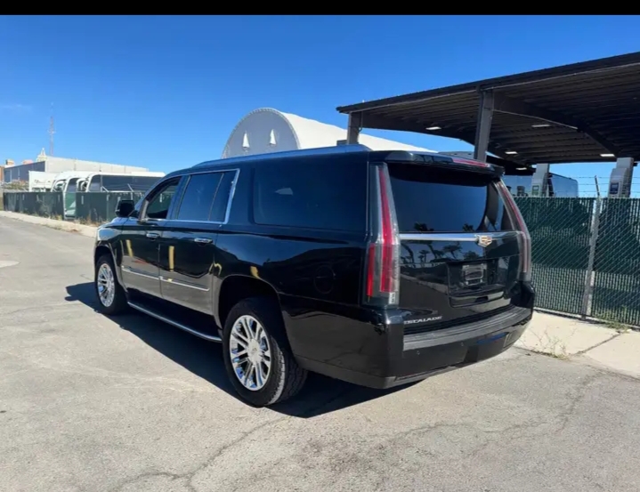 2016 Cadillac Escalade ESV SUV