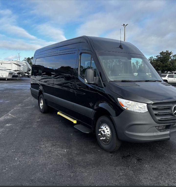 2025 Mercedes Benz Sprinter