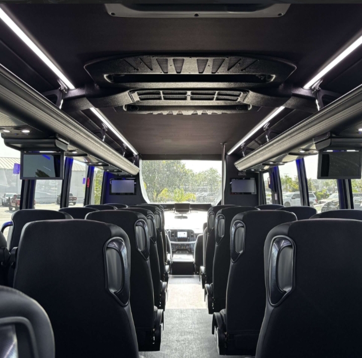 2025 Ford F-600 Shuttle Bus