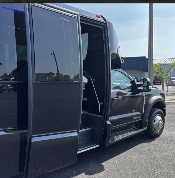 2025 Ford F-600 Shuttle Bus